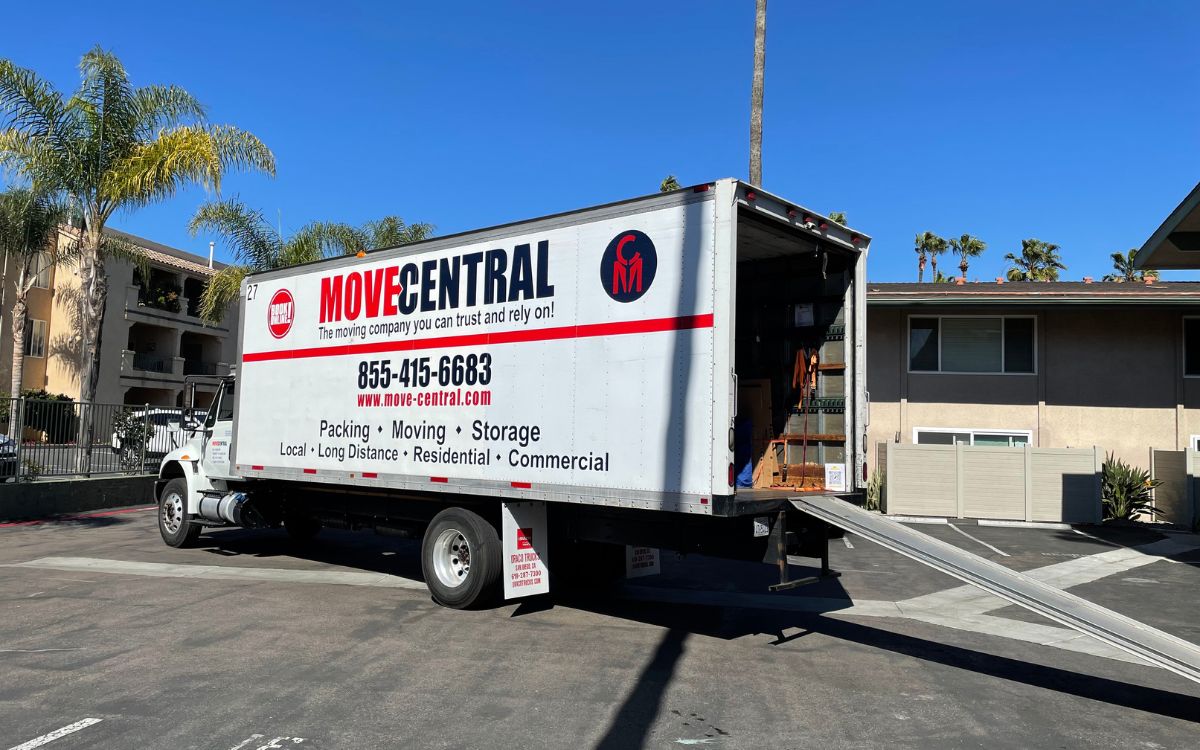 lancaster movers
