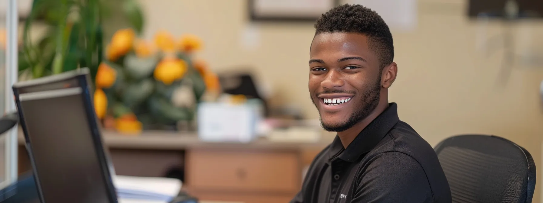 A Customer Service Representative Smiling As They Provide Transparent And Detailed Information To A Client About Los Angeles Movers.