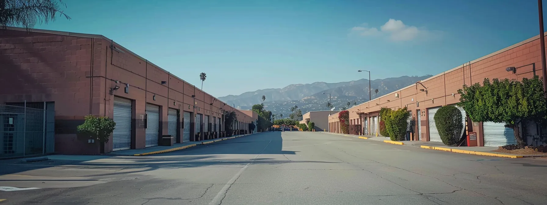 A Row Of Large, Secure Storage Units In Los Angeles With A Variety Of Sizes, Perfect For Long-Term Storage Needs And Accommodating Furniture And Piano Movers.